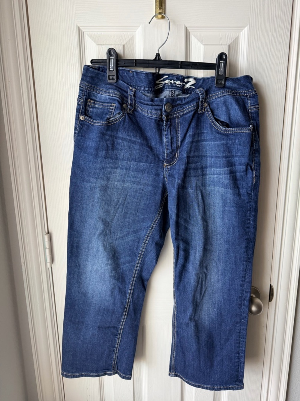 Seven7 Women's Size 14 Dark Blue Cropped Jeans